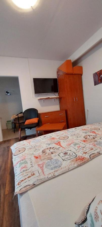 Apartments Matic 오미살즈 외부 사진